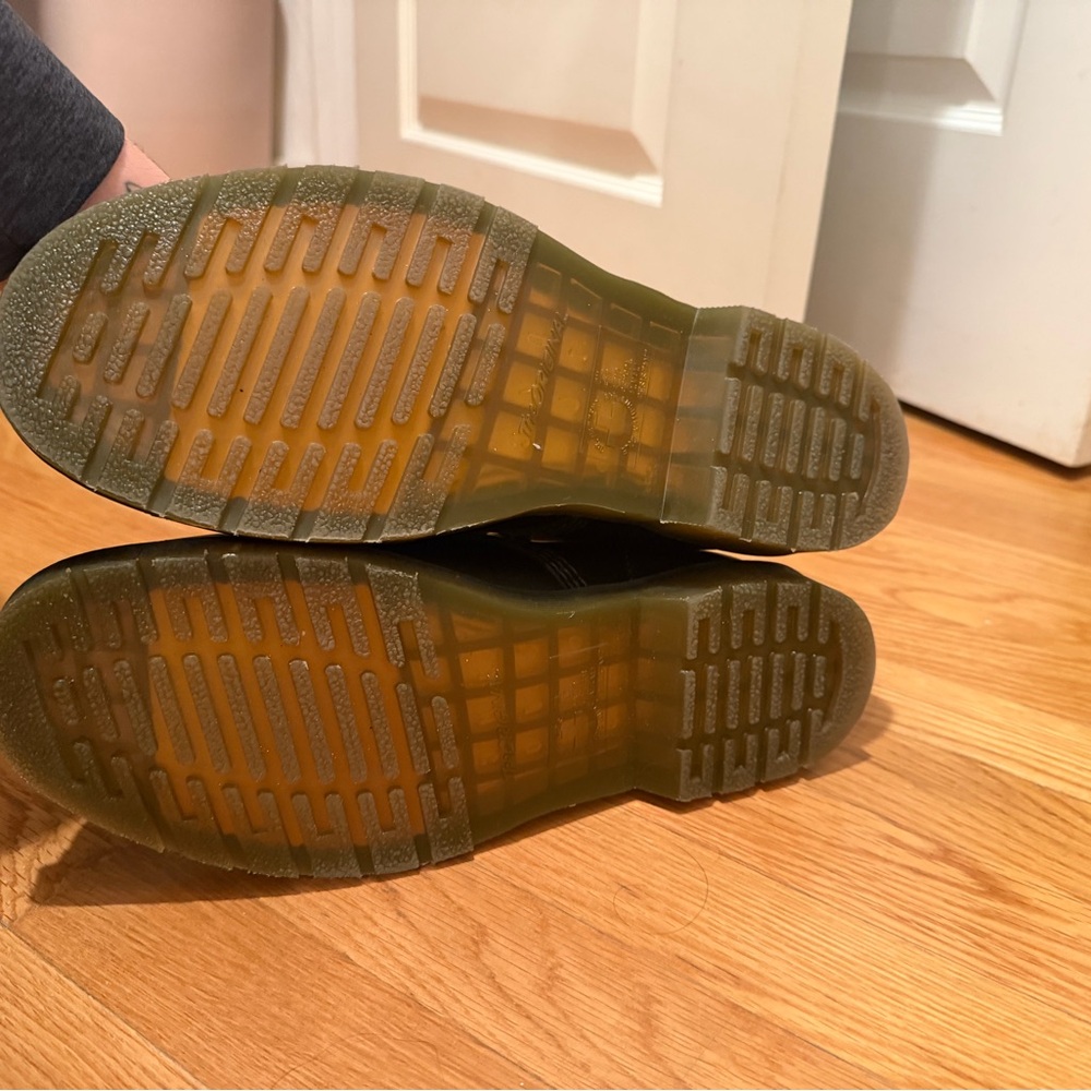 Dr. Martens Black Boots in amazing condition - Picture 5 of 6